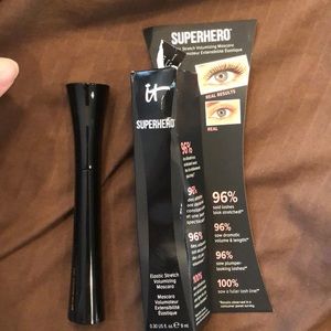 It Cosmetics Superhero mascara